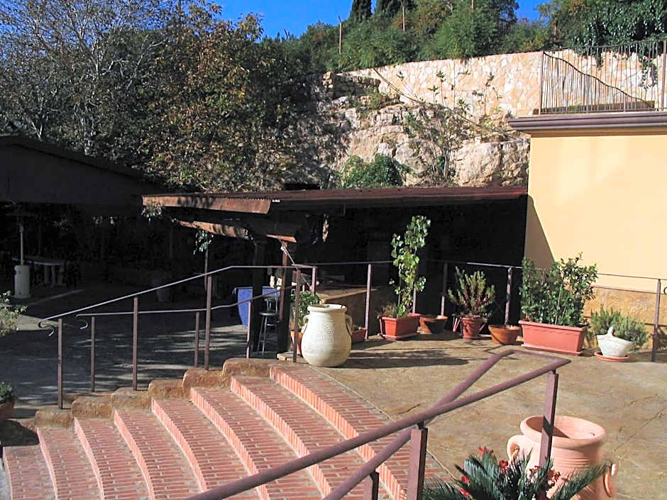 Riviera Hotel