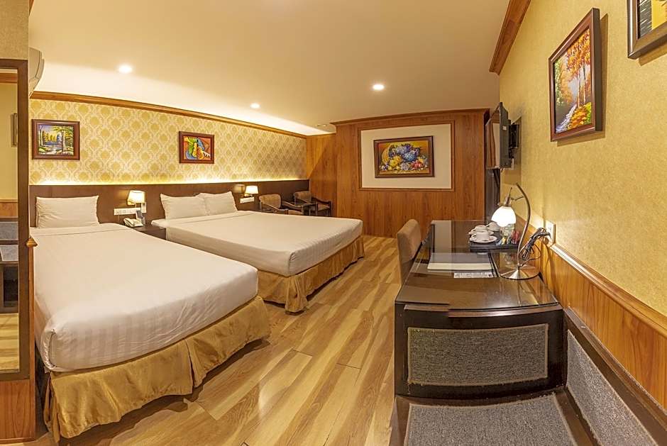 Photo 1 of 6 of Deluxe 2 Beds