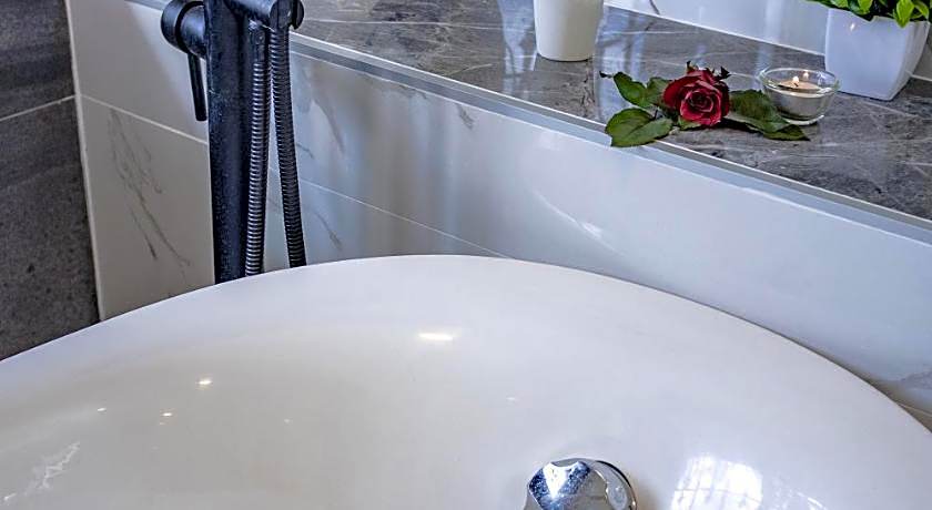 Baan Santhiya Private Pool Villas