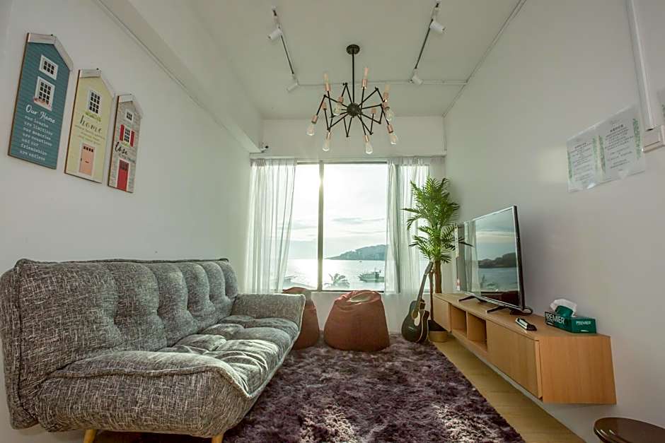 Homy Seafront Hostel