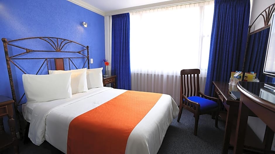 Hotel Ciros