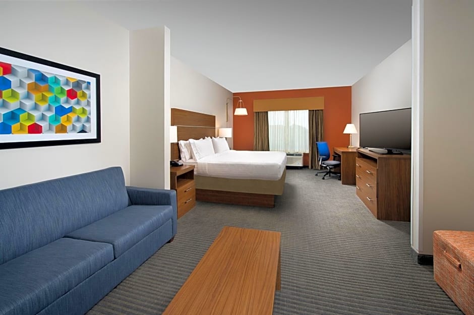 Holiday Inn Express & Suites Bay City