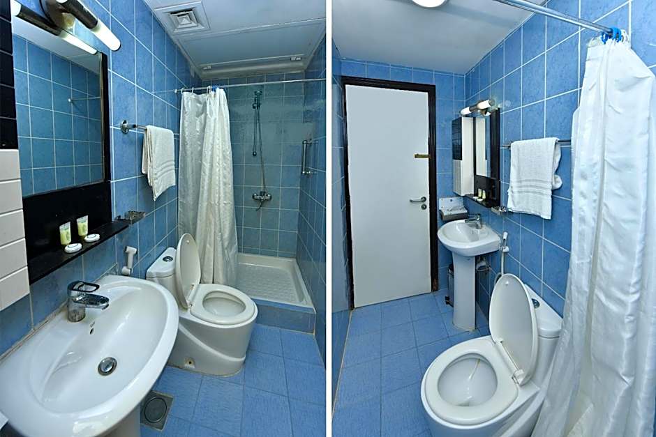 OYO 137 Marina Hotel