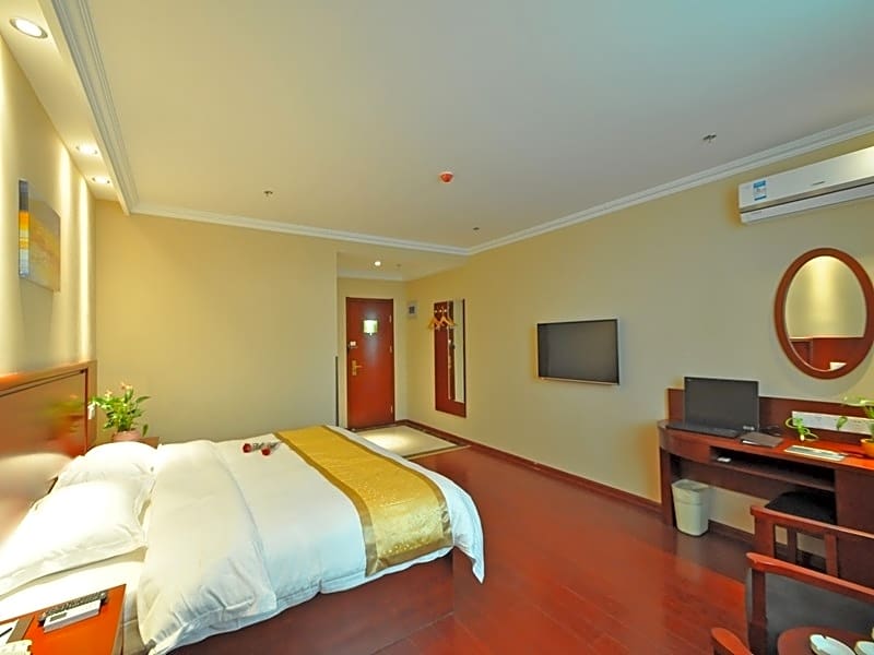 GreenTree Inn Linxi International Convention Center Express Hotel