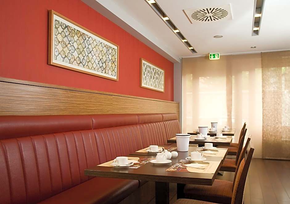 Mercure Hotel Koeln Belfortstrasse