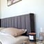 3 Bedroom Hollywood Gem