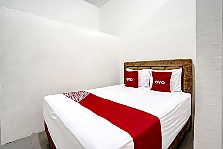 Hotel O Grand Syariah Hagawa Lamongan Near SPORT CENTER LAMONGAN
