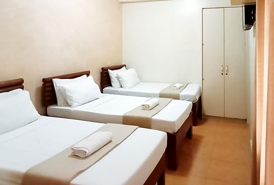 RedDoorz @ Casa Marabella Villamonte Bacolod City