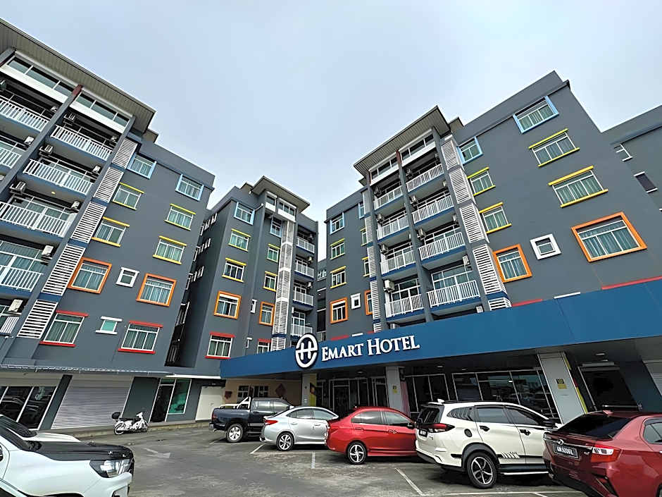 Emart Hotel (Riam) Sdn Bhd