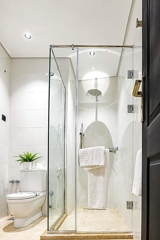 NewCity Hotel & Suites