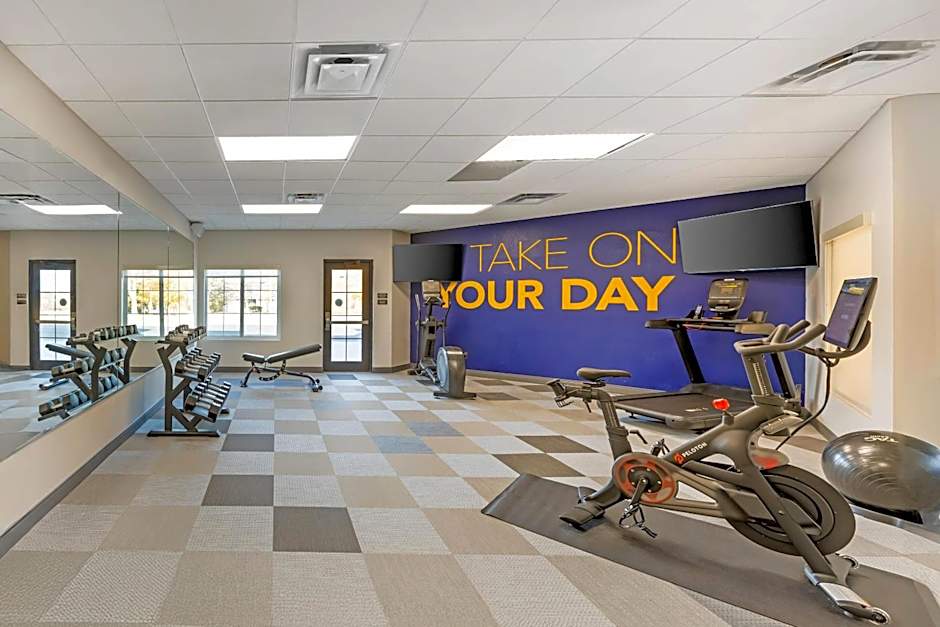 Comfort Inn & Suites Verona at Turning Stone Resort Casino