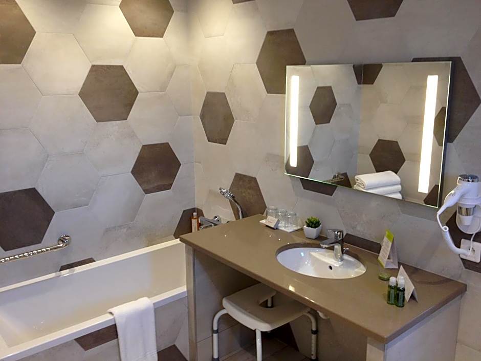 Val Baussenc, The Originals Relais