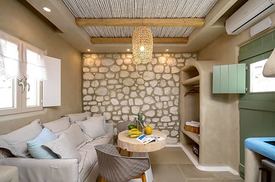 Naxos Euphoria Suites