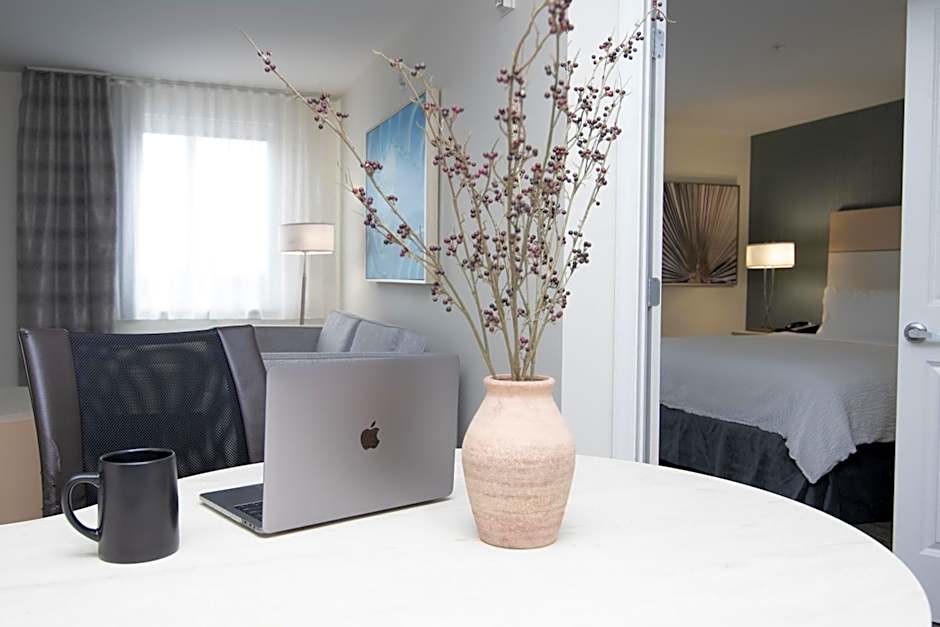 Candlewood Suites Miami Intl Airport - 36th St By IHG