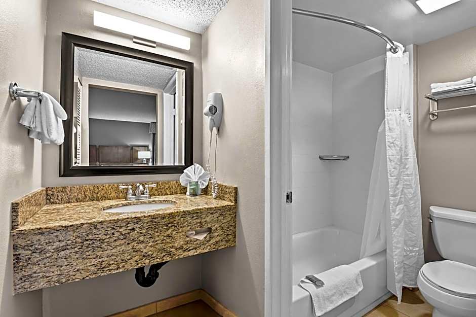 Best Western Los Alamitos Inn And Suites