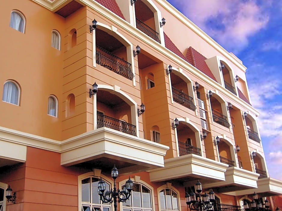 Villa Caceres Hotel