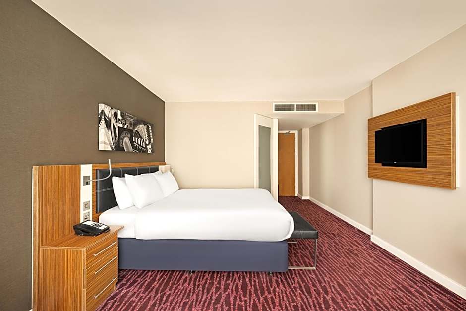 Holiday Inn Manchester-Mediacityuk By IHG