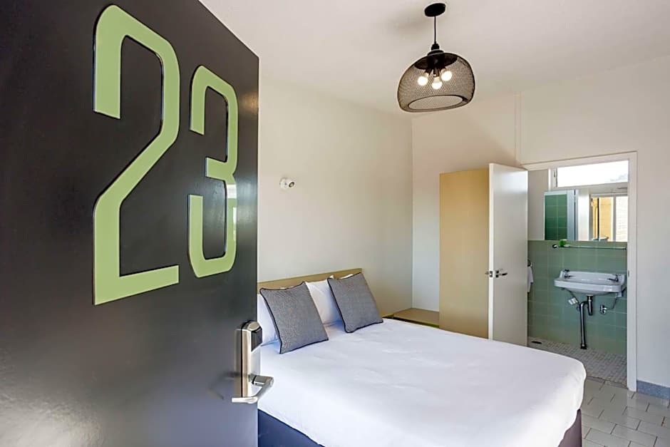 Nightcap at Emerald Star Hotel