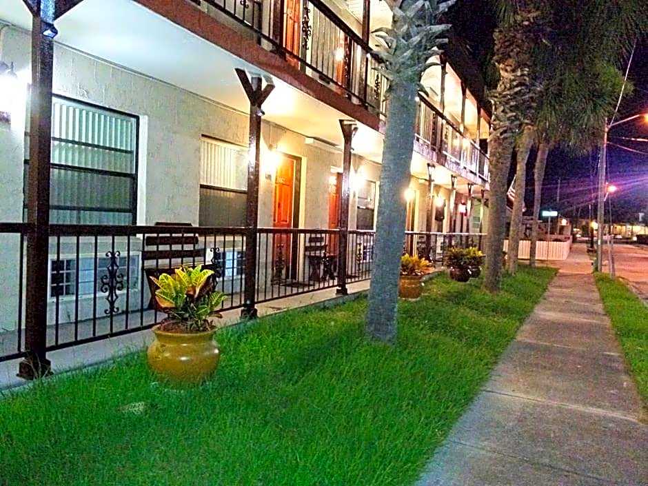 Merida Inn and Suites
