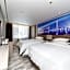Guangwan Hotel (Guangzhou Zhongshan 8th Road Metro Station)