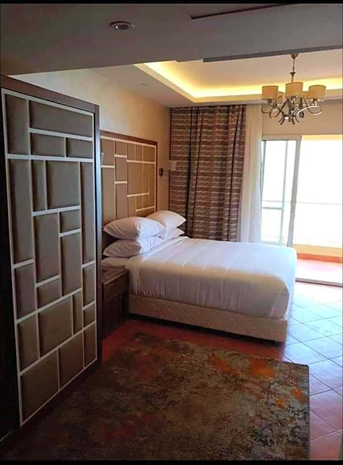 Amazing sea view Penthouse Apartment in Pyramids Porto El-Sokhna