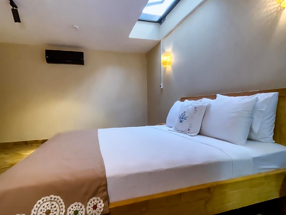 Trina Talles Hotel Alacati - Luxury Desing