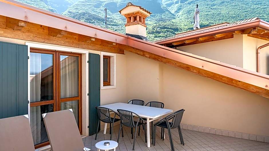 June Stay Lake Garda