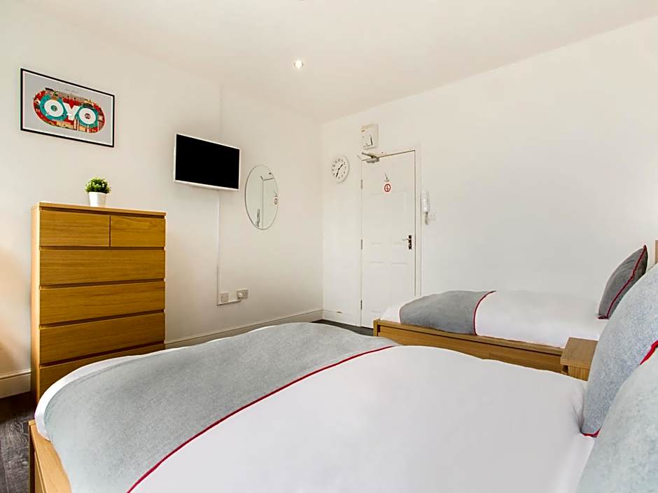 The Broadway Hotel - London Heathrow