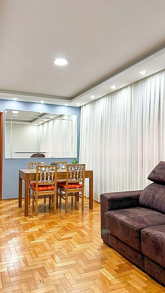 Amplo Apartamento no Centro