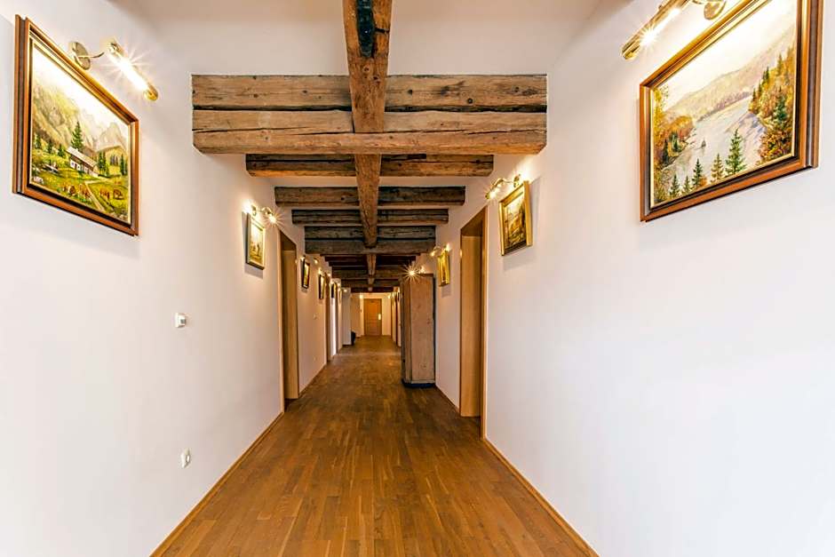 Landhotel & Gasthof Baiernrain