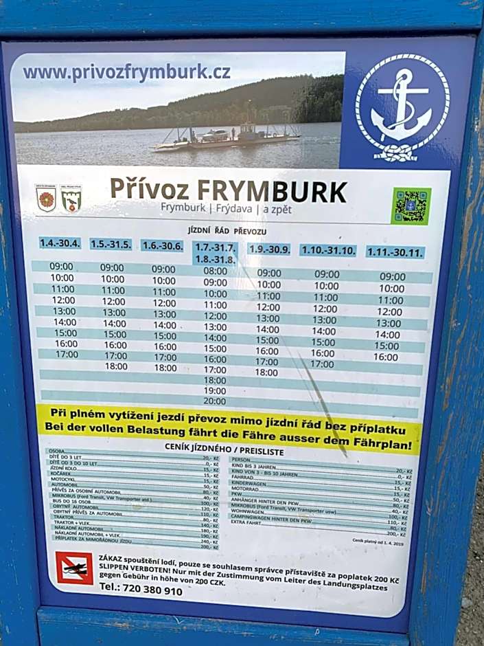 Ubytování Hanka v pokoji s bakónem C408