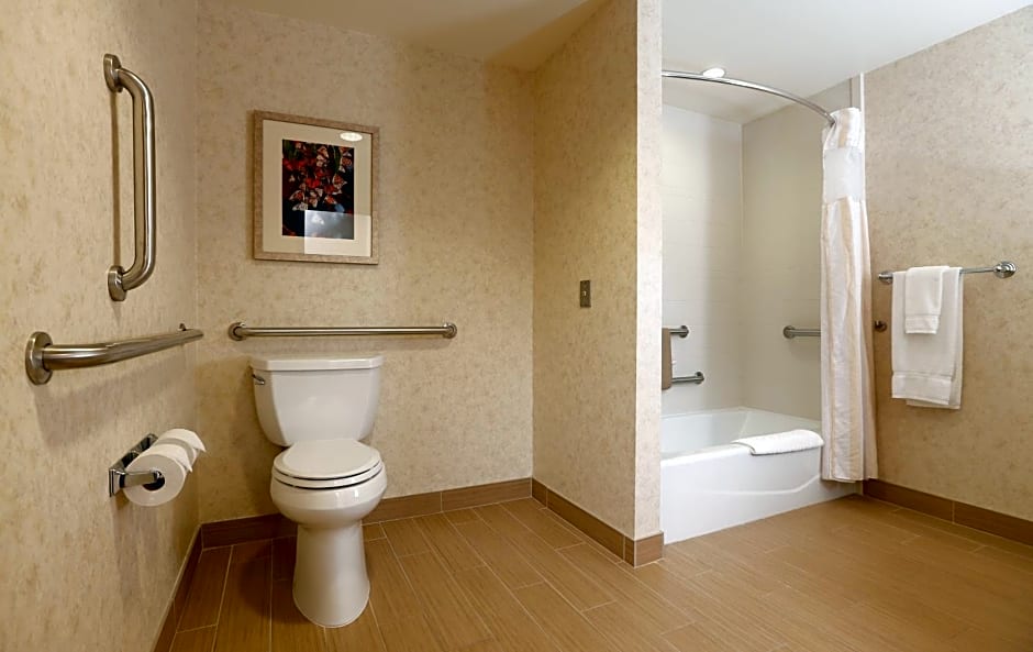 Hilton Garden Inn Cedar Falls Conference Center