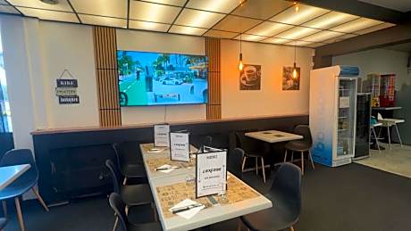 GOOD NIGHT HÔTEL By L'excess