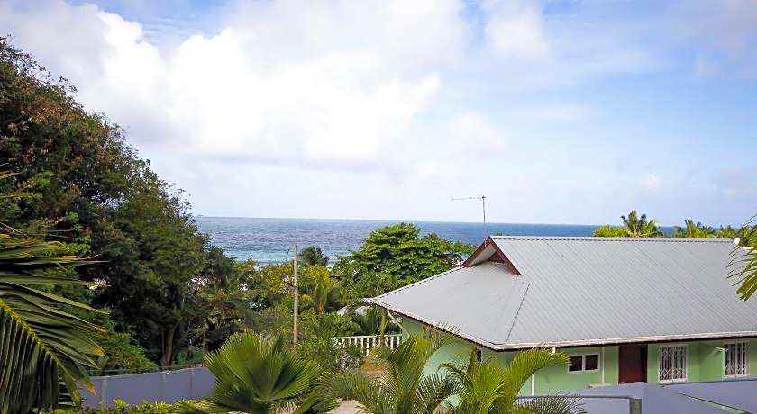 Surfers Beach Self Catering Chalets