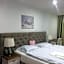 HOTEL GALERIA PEZINSKA BABA