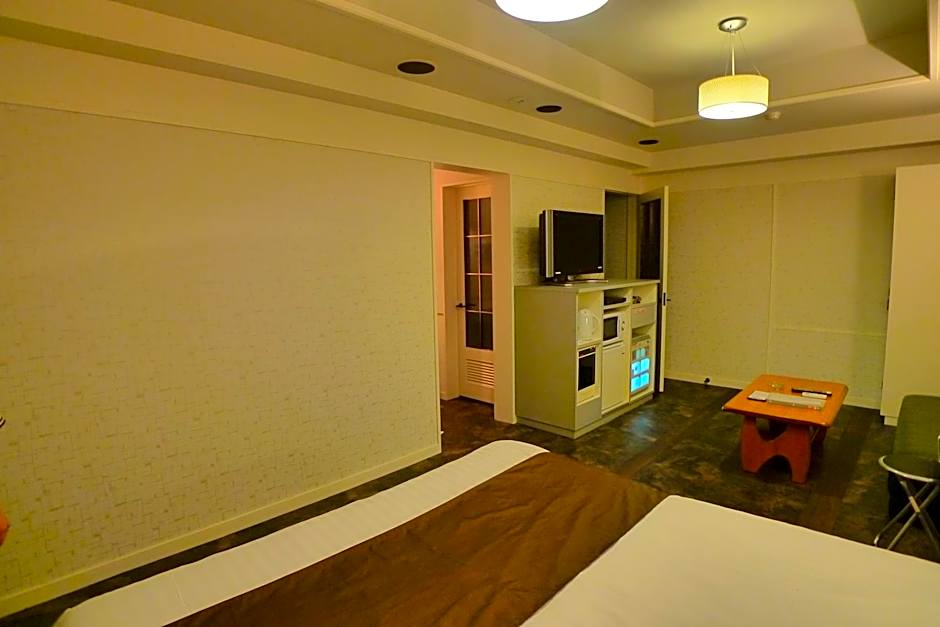 Hotel GOLF III Atsugi (Adult Only)