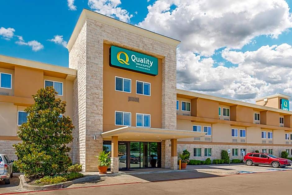 Quality Inn & Suites Plano