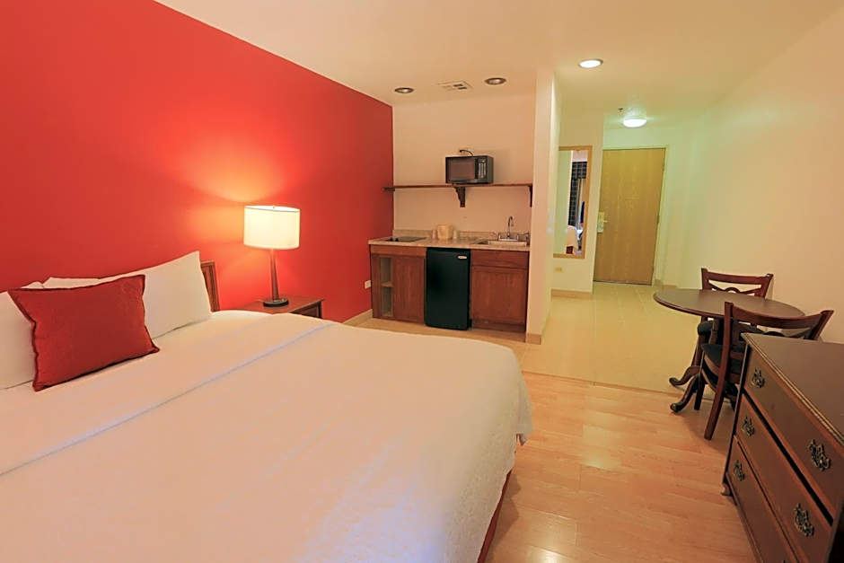 Days Inn by Wyndham Calumet Park