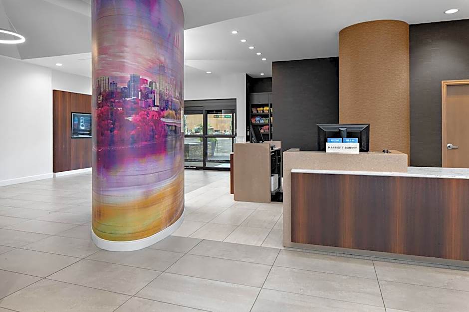 Courtyard by Marriott Edmonton Downtown