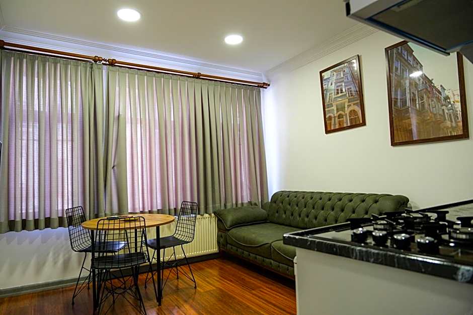 Taksim Neo Pera Suites