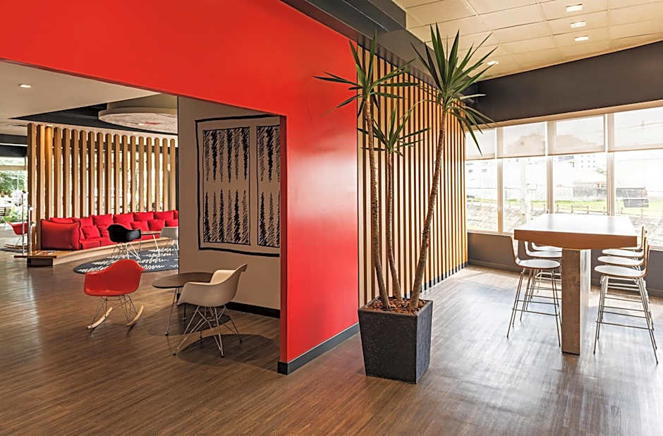 Ibis Curitiba Aeroporto