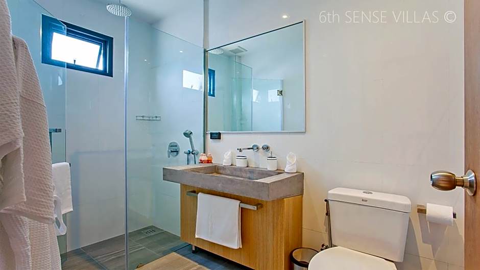 Exquisite 4BR Boutique Pool Villa Samakki Garden in Rawai