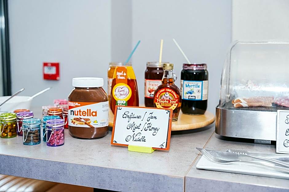 Holidays & Work HOTEL