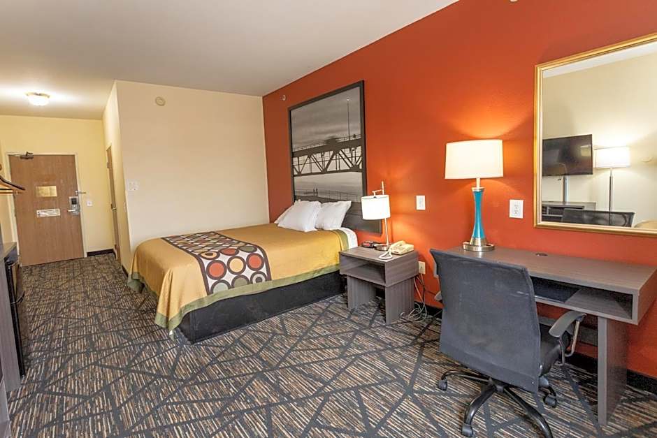 Super 8 by Wyndham Big Rapids