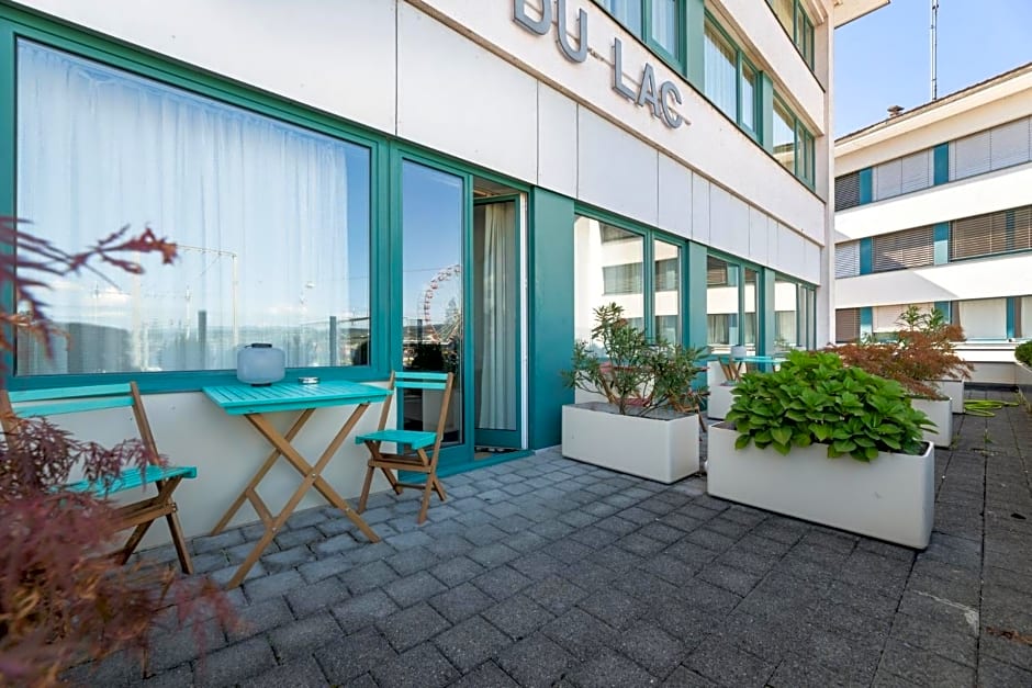 becozy du Lac Self-Check In Hotel Riviera Edition