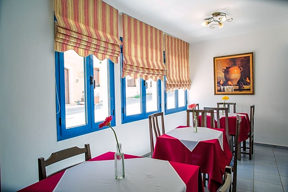 Iliana Hotel