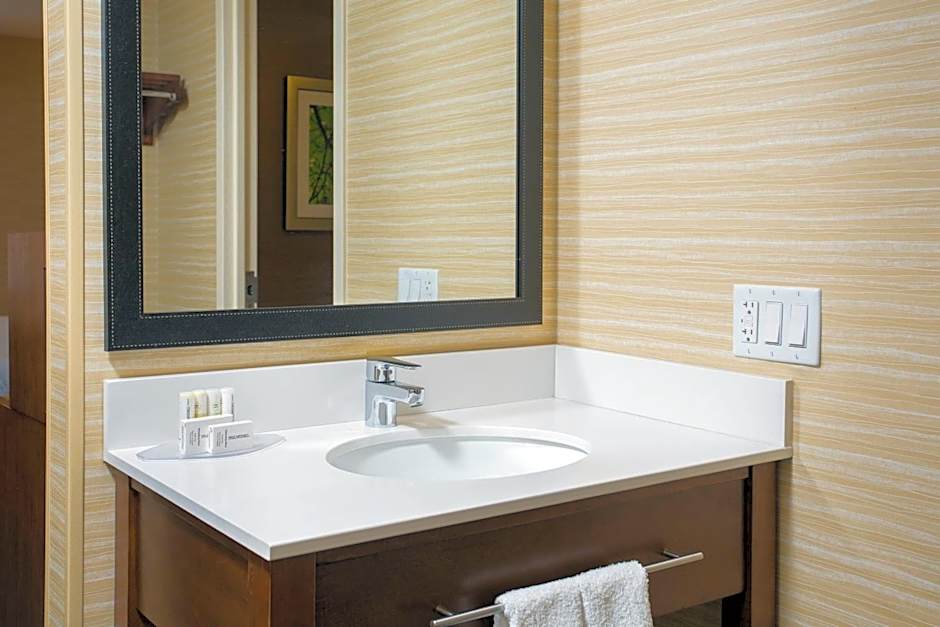 Fairfield Inn by Marriott Manchester-Boston Regional Airport