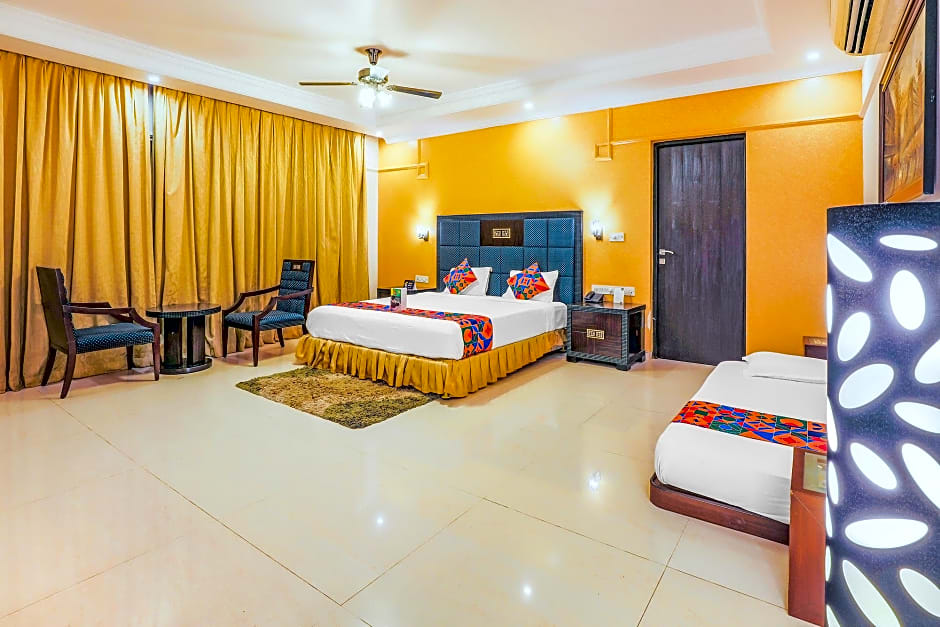 FabHotel Royal Mirage With Pool & GYM - Nr. Candolim Beach