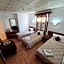Metropole Hotel