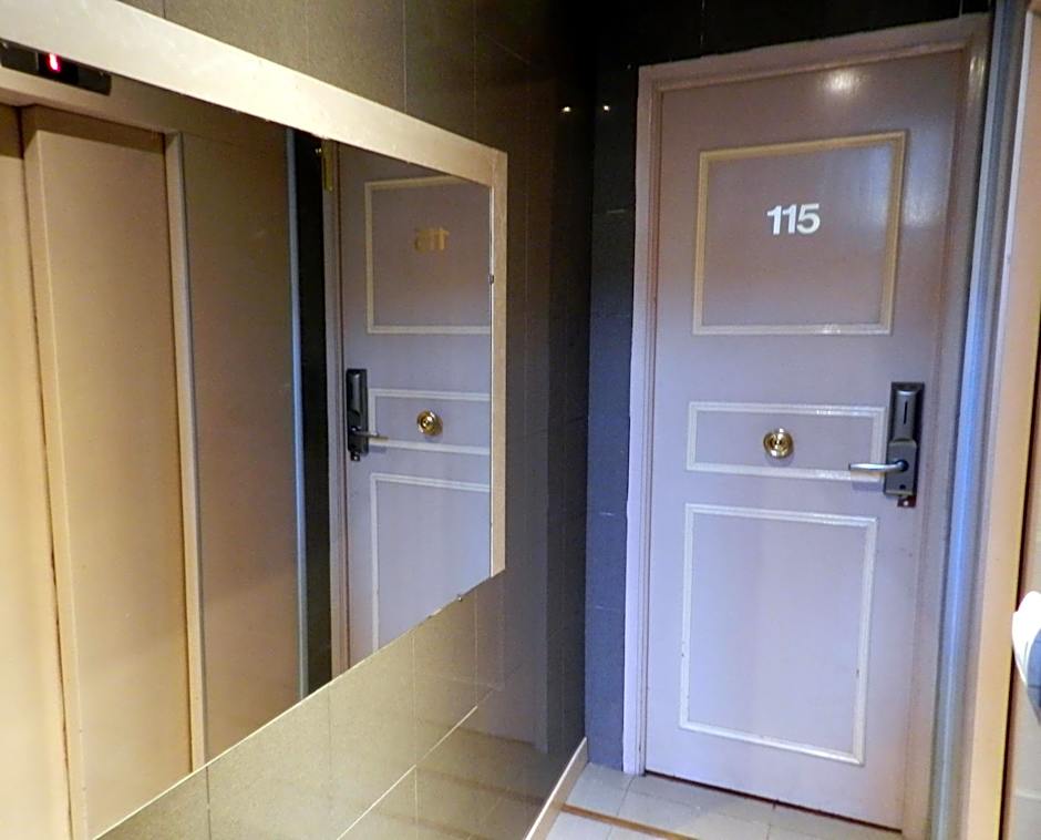 Antares hostel